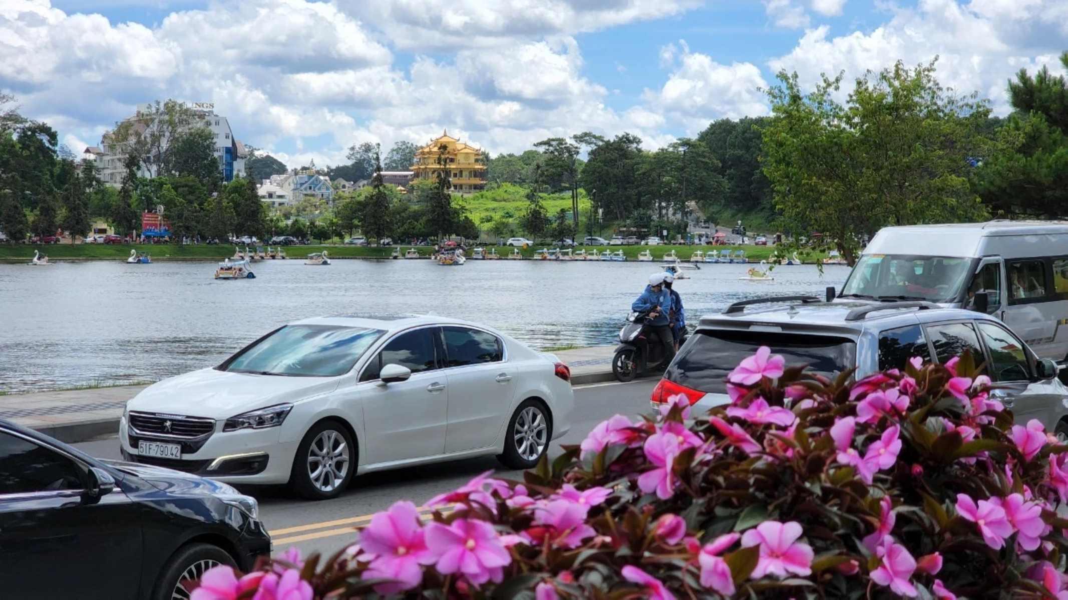 Da Lat City Lam Dong Province Private Car2 2133x1200