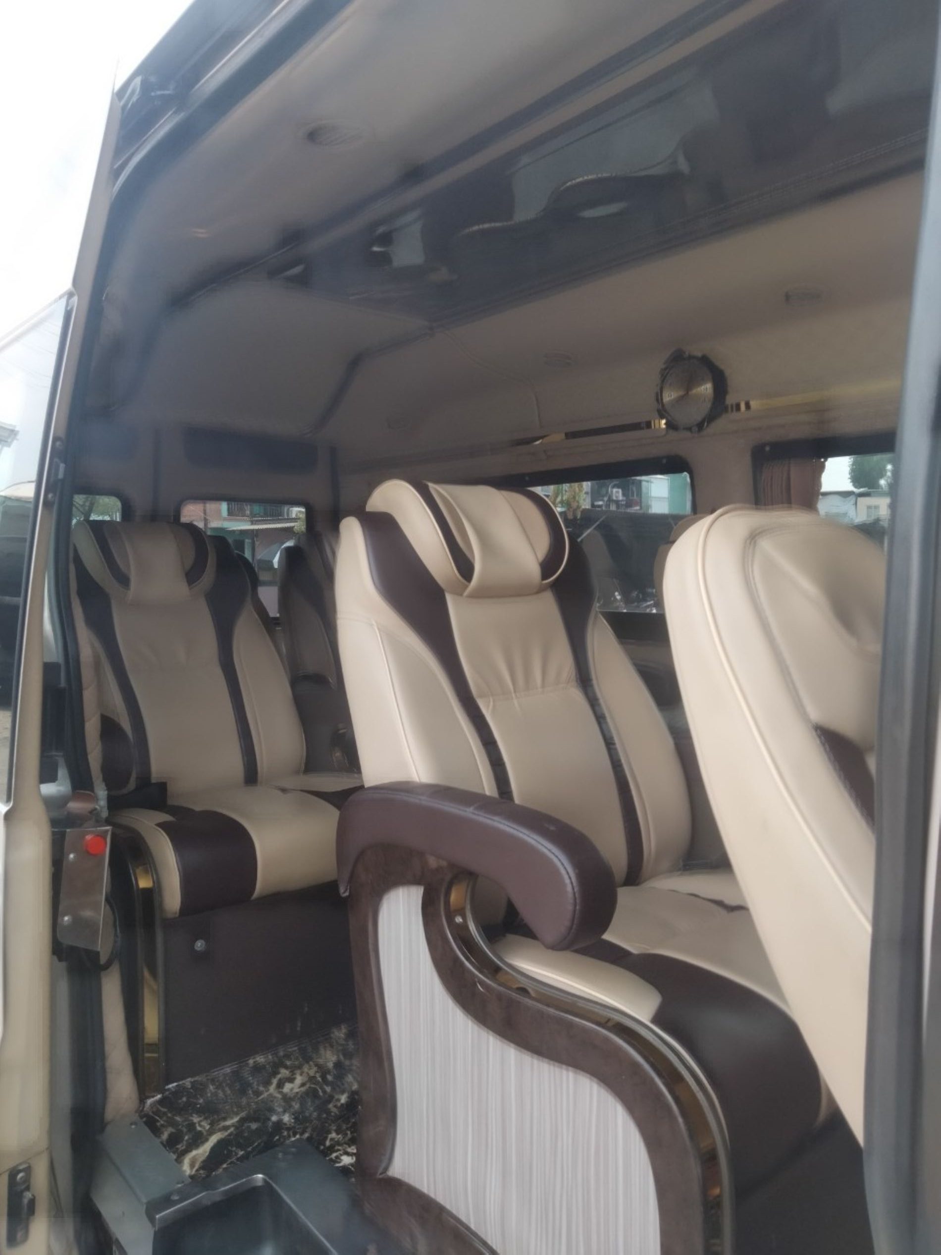 Gia Phu Car Rental Transfer Service Company 16 Seat Car (11)