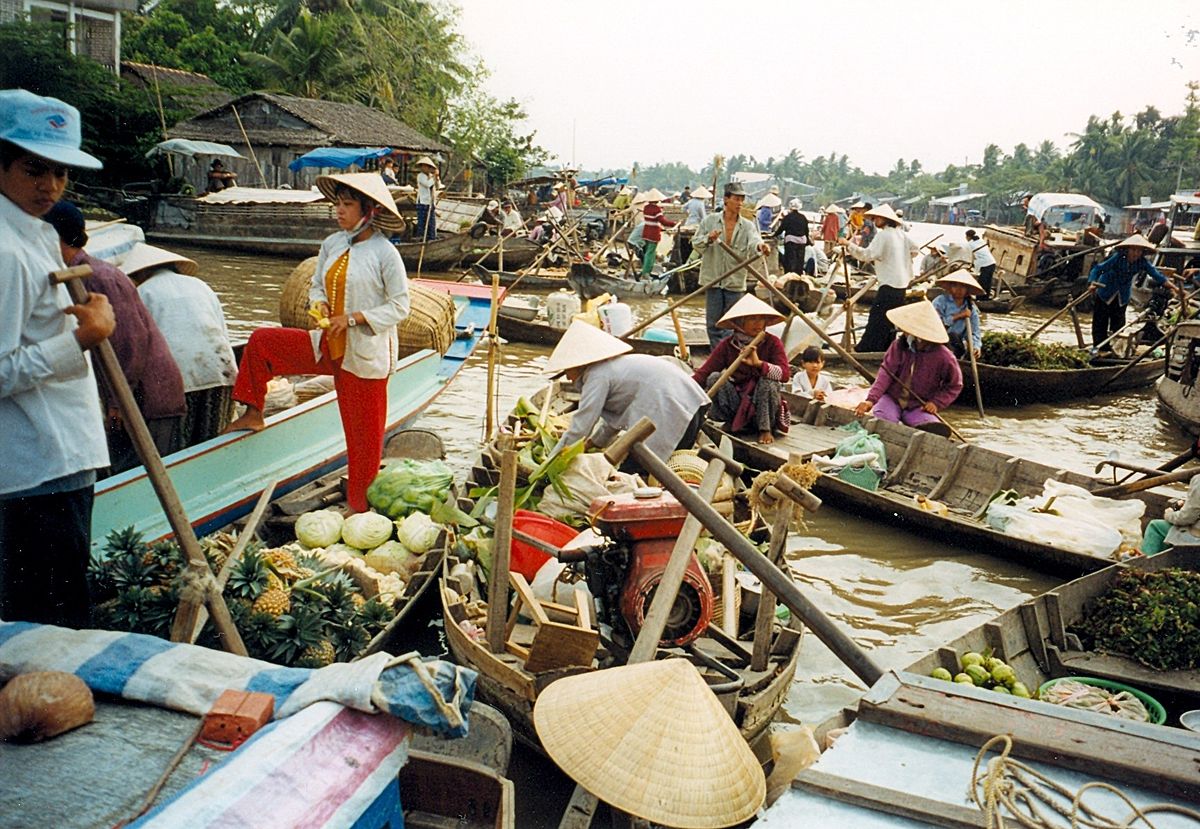 Can Tho City Floating Market